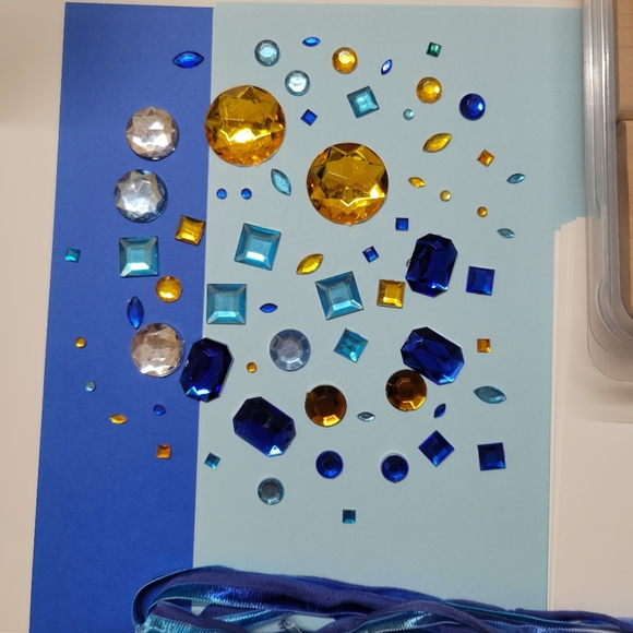 Stampin Up Spruced Up Wooden Block Rubber Stamp Set - Picture 4 of 5